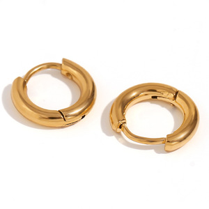 2023 élégant simple <span class=keywords><strong>acier</strong></span> inoxydable plaqué or 18 carats classique boucles d'oreilles cercle solide - Product Image 1