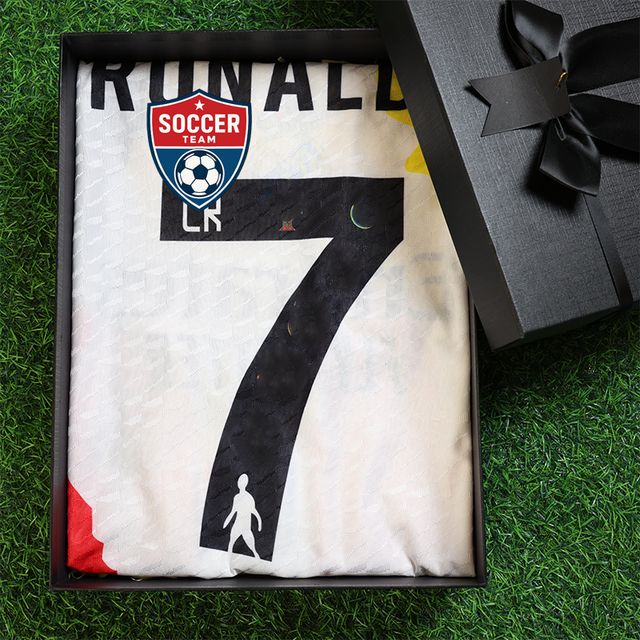 Maillot de football réaliste 3D de l'équipe nationale de Thaïlande | Vecteur Premium