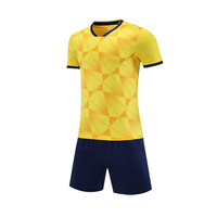 Original Großhandel Sommer-Wettkampf-Trainings-Fußballuniform Unisex Erwachsene Retro-Stil 100% Polyester Automatisierter Schnitt Schnell