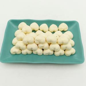 Vente en gros de collations lyophilisées <span class=keywords><strong>pour</strong></span> animaux de compagnie Friandises <span class=keywords><strong>pour</strong></span> chats Collations lyophilisées au <span class=keywords><strong>lait</strong></span> de chèvre <span class=keywords><strong>pour</strong></span> chiens Collations <span class=keywords><strong>pour</strong></span> dressage de chiots Collations <span class=keywords><strong>pour</strong></span> chats - Product Image 6