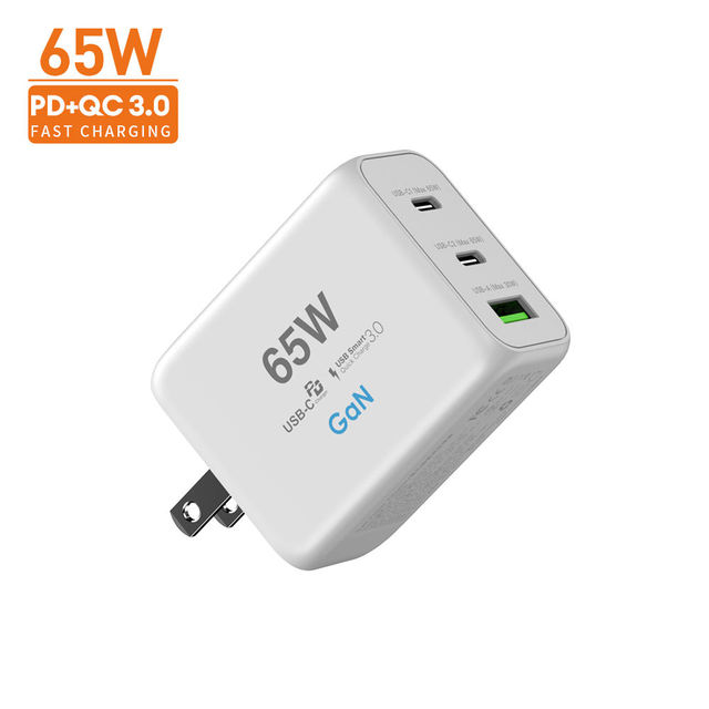 Factory GaN 65W Travel Charger 3-Port QC 3.0 Type-C PD Mobile Phone Adapter with OTP & OVP Protection EU & US Plugs