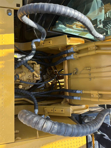 Excavatrice hydraulique CAT 324DL d'occasion fiable, robuste, 24 tonnes, adaptée à la construction, à la démolition et aux travaux de terrassement - Product Image 6