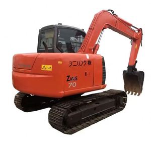 Excavadora Japonesa Usada HITACHI ZX70 Modelo 2023, 7 Toneladas de Peso Operativo, Capacidad de Cucharón de 1.5m, Potencia de 40.5 kW, 0-2000 Horas de Uso, Original - Product Image 1