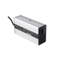 Chargeur de vélo électrique DL300 58,8V 5A 300W OVP pour batteries Li-ion (Vélo électrique/Bateau/Moto) Câble rétractable Conception pliable