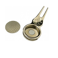 Outil de réparation de divots de golf magnétique rond tendance, adsorption ferme, ne tombe pas facilement, fourche de réparation de green de golf portable