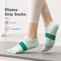 Chaussettes de Pilates en Fibre de Bambou à Cinq Doigts, Antidérapantes avec Semelle en Silicone, Évacuation de l'Humidité pour Yoga, Barre, Reformer, Studio, Logo Personnalisé