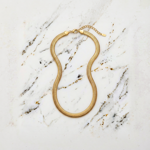 Collar de cadena de serpiente <span class=keywords><strong>suave</strong></span> y gruesa de perlas de alta calidad para mujer, cadena deportiva electrochapada para clavícula - Product Image 3