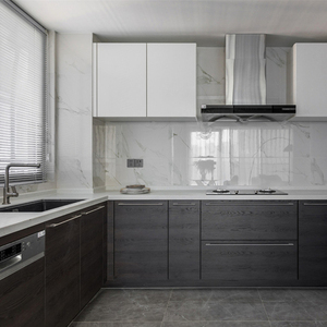 Petite armoire de cuisine en forme de L pour appartement contreplaqué de mélamine avec unité murale panneau de porte en PVC laqué meubles de cuisine en MDF - Product Image 1
