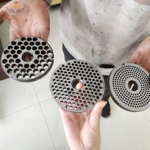 Hachoir à <span class=keywords><strong>viande</strong></span> congelée en acier inoxydable - Hachoir industriel 3HP avec verrou de sécurité et trémie, pour la transformation du bœuf, du porc et de la volaille - Product Image 6