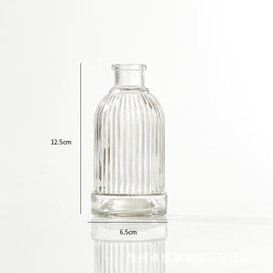 Petit vase transparent en verre gaufré de style européen, arrangement floral de salon, <span class=keywords><strong>d</strong></span>écoration de table de culture <span class=keywords><strong>d</strong></span>'<span class=keywords><strong>eau</strong></span> douce - Product Image 6