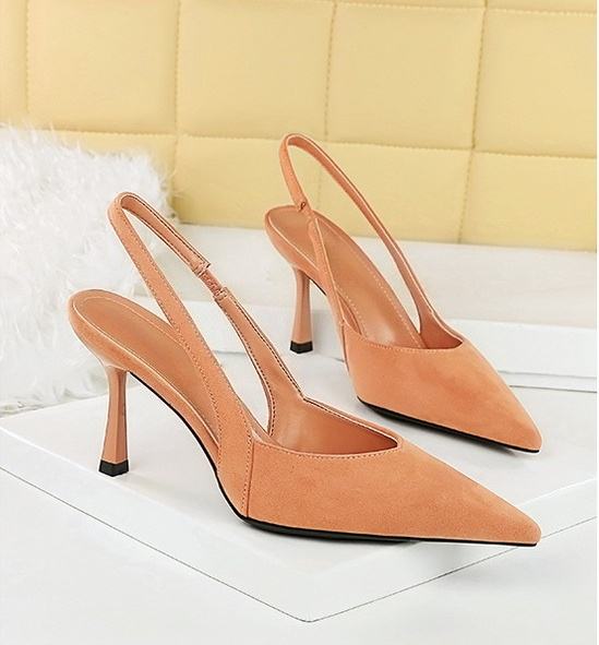 สีชมพูนู้ด