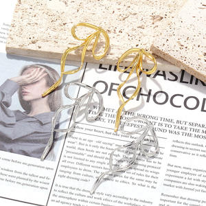 Studs Simple Personality Twist Bow Pendientes para mujer Chica Fiesta Joyería caliente - Product Image 4