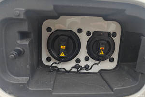 Camión eléctrico mini de alta calidad 4x2 con asientos de una sola fila, nueva barandilla, camión de carga totalmente eléctrico, China - Product Image 3