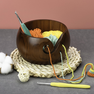 Yarn Bowl & Crocheting Wooden Promotional Yarn High Quality Knitting for Knitting Handing Knitting Tool Everyday Support 15*8cm