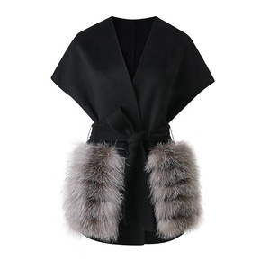 Nuovo Gilet in <span class=keywords><strong>Lana</strong></span> Morbida con Tasche in Pelliccia per Donna, Gilet in Cashmere - Product Image 4