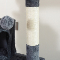 Tour pour chat Feandrea avec hamac, arbre à chat en bois à plusieurs niveaux avec 4 poteaux à gratter et 2 plateformes