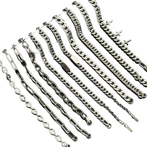 Bracciale da <span class=keywords><strong>Uomo</strong></span> alla Moda in Titanio e <span class=keywords><strong>Acciaio</strong></span> <span class=keywords><strong>Inossidabile</strong></span>, Catena a Maglie Versatile, Bracciale a Catena Figaro - Product Image 1