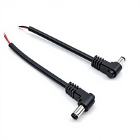 Câble Pigtail d'alimentation à angle droit 90 degrés, mâle DC, 2 conducteurs 22 AWG, gaine PVC, extrémité dénudée et étamée, rouge et noir, faisceau de câblage