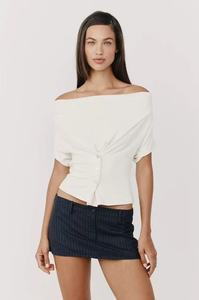 Chemise pour femme de haute qualité en mélange de coton modal et col asymétrique pour les soirées d'été - Product Image 2