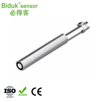 Sensor Ultrasonik Industri M8 dengan IO-Link Jangkauan Deteksi 20-100mm Output NPN/PNP Berperingkat IP67