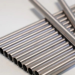Tubería de Acero Inoxidable Dúplex S31260 S31500 S32001 S32003 S32101 de 1 mm, 2 mm, 3 mm y 5 mm de Espesor, con Alta Resistencia y Resistencia a la Corrosión - Product Image 1