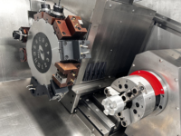Tour CNC à double broche horizontale DONGS avec banc incliné et outils motorisés pour le traitement des métaux de moyenne intensité TCK52DYS