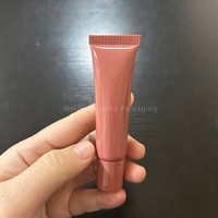 Tubes de baume à lèvres compressibles ISMAN Beauty, tubes en plastique souple vides, logo personnalisé, conteneur d'huile à lèvres, tube de gloss à lèvres, emballage cosmétique 8ml 15ml