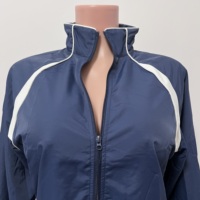 E6012 - Ensemble deux pièces pour femmes : veste à col montant zippée à manches longues avec blocs de couleur et culotte plissée à cordon de serrage