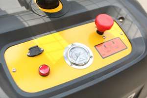 Proveedor de Montacargas Eléctricos, Precio Directo de Fábrica, Mini Apilador Totalmente Eléctrico - Product Image 4