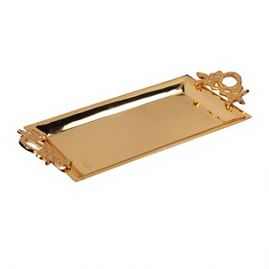 Bandeja Decorativa Rectangular de Acero Inoxidable Chapada en Oro con Asas en Relieve, Acabado Metálico Pulido, Gran Venta, Uso en Hoteles - Product Image 1