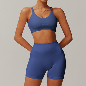 Set Sportivo da <span class=keywords><strong>Donna</strong></span> per Fitness, Completo Sportivo alla Moda in <span class=keywords><strong>3</strong></span> Pezzi: Reggiseno Sportivo Incrociato, Giacca con Zip Aderente per Yoga, <span class=keywords><strong>Leggings</strong></span> Senza Cuciture Modellanti - Product Image 2