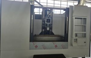 เครื่องจักรกลึงแนวตั้งรุ่น VMC850 สำหรับงานเจาะและกัดโลหะ - Product Image 2
