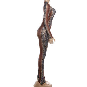 ชุดเซ็ตแฟชั่นเข้าชุด เสื้อแขนยาวพิมพ์ลายบล็อกสี สไตล์ลำลองรัดรูปสำหรับผู้หญิง เสื้อครอปสั้น กางเกงขายาวเซ็กซี่ ชุดสองชิ้น - Product Image 3