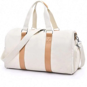 Échantillon Gratuit Prix Usine Tissu Polyester Personnalisé Imperméable Sac de Voyage en Cuir Imprimé sur Mesure avec Compartiment à Chaussures - Product Image 2