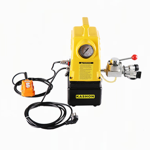 Pompe hydraulique de direction assistée mini portable 700 bars avec embrayage moteur pour cric de voiture et camion-benne - Product Image 1