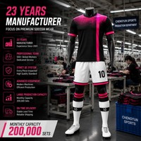 Maillot de Football Sportif d'Été pour Homme en Polyester Respirant Col en V Personnalisé Kit Complet Uniforme de Football Adulte Service OEM