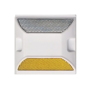 Señales de Advertencia de Tráfico, Reflectores de Carretera de Plástico con Forma de Ojo de Gato - Product Image 1