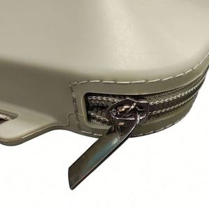 Pochette à friandises pour chien en silicone intégrée avec fermeture éclair, imperméable et durable, de qualité alimentaire, pour la promenade, couleur personnalisée, unisexe - Product Image 6