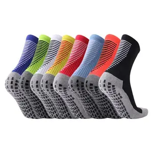 อุปทาน8สีถุงเท้ากีฬาพรีเมี่ยมที่กำหนดเองลื่นฟุตบอลฟุตบอลถุงเท้ากีฬา
