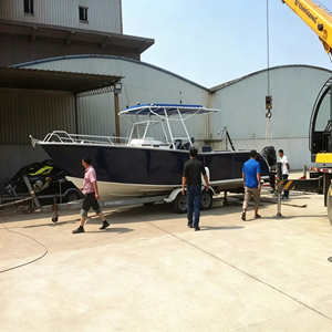 Produttore di Barche: Yacht da Pesca in Vetroresina da 24 Piedi (7,20m) con Consolle Centrale e Tettuccio, <span class=keywords><strong>Traghetto</strong></span> da Pesca - Product Image 3