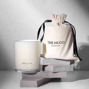 <span class=keywords><strong>Bougie</strong></span> parfumée en <span class=keywords><strong>cire</strong></span> de <span class=keywords><strong>soja</strong></span> aromatique à deux mèches en verre blanc de luxe personnalisée avec logo en gros, sans fumée, dans un bocal en verre - Product Image 1