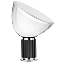 Lampe de table décorative postmoderne, abat-jour en verre et base en métal, support E27, finition chromée, éclairage décoratif pour salon, chambre à coucher