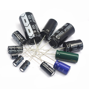 Capacitores electrolíticos de aluminio 10V 16V 25V <span class=keywords><strong>35V</strong></span> 50V 63V 100V 100UF 220UF 330UF 470UF 680UF 1000UF 2200UF <span class=keywords><strong>3300UF</strong></span> 4700UF - Product Image 1
