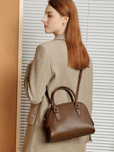 กระเป๋าถือสะพายไหล่หนังวัวแท้ใหม่ปี 2025 กระเป๋าถือผู้หญิงสุดหรู ขายส่ง - Product Image 5