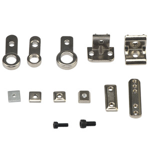 Accesorios para Brazos Robóticos Tianxing para Máquinas de Moldeo por Inyección, Tuercas de Cinco Orificios Simples y Dobles, Piezas de Plantilla, Robots Articulados - Product Image 1