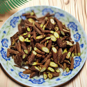 Tiges séchées de Wu Wei Zi Changbai Herbes de montagne Schisandra Chinensis <span class=keywords><strong>sauvage</strong></span> séchée Vigne du nord Wuweizi Épice d'assaisonnement - Product Image 4