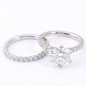 Anillos de boda de oro blanco de 14K de joyería fina para parejas con moissanita blanca de laboratorio de corte redondo de 8mm en línea - Product Image 1