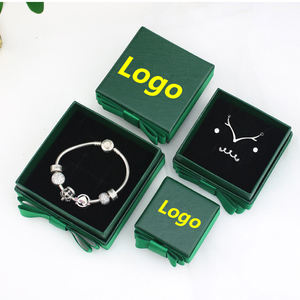Boîte à bijoux personnalisée avec logo, coffret cadeau à tiroir coulissant avec ruban, emballage de bijoux en éponge verte pour collier, boucles d'oreilles, bracelet - Product Image 1