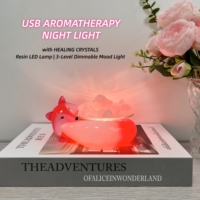 Diffuseur d'arômes artistique en forme de renard, lampe aromatique moderne en résine avec LED et prise USB, veilleuse décorative animale peinte à la main