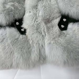 Veste en fourrure de renard en cuir croco au <span class=keywords><strong>prix</strong></span> de gros pour <span class=keywords><strong>femme</strong></span> Veste en cuir à la mode d'hiver - Product Image 4